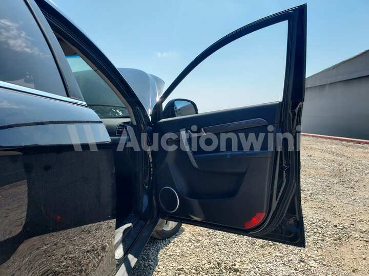 Chevrolet Captiva 2012 — 26