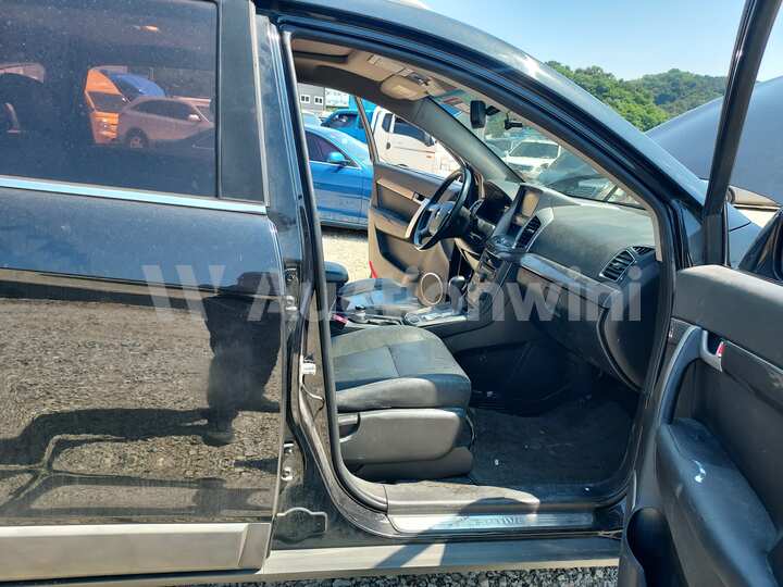 Chevrolet Captiva 2012 — 27