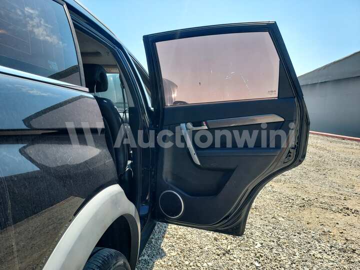 Chevrolet Captiva 2012 — 29