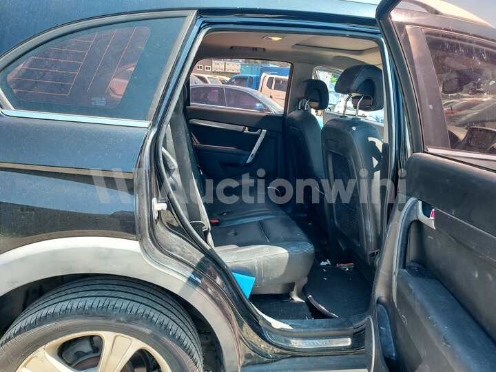 Chevrolet Captiva 2012 — 30