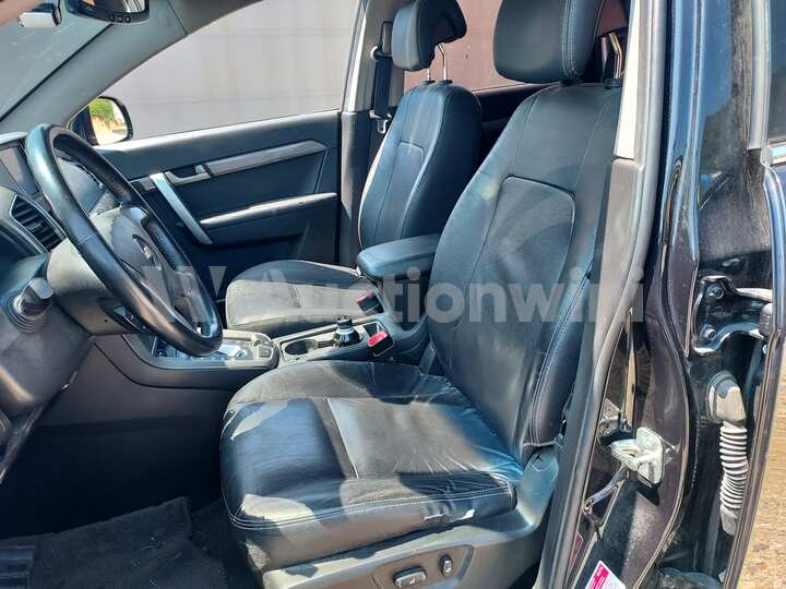 Chevrolet Captiva 2012 — 36