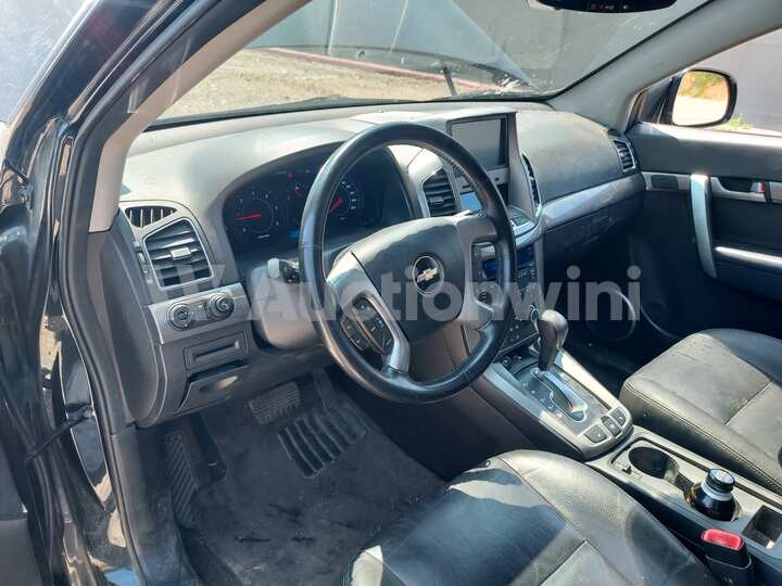 Chevrolet Captiva 2012 — 37