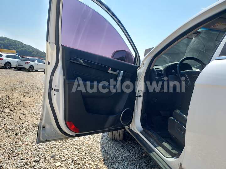 Chevrolet Captiva 2013 — 35