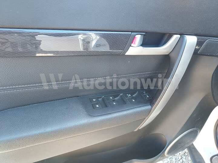 Chevrolet Captiva 2013 — 40