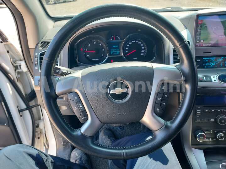 Chevrolet Captiva 2013 — 42