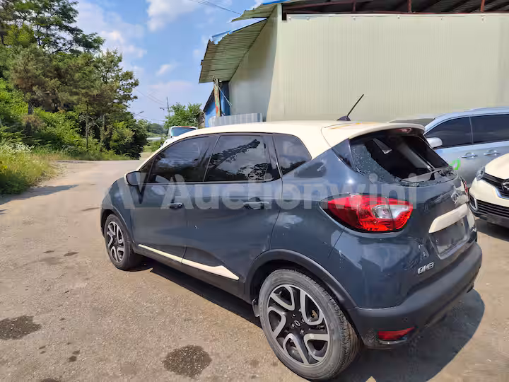 Renault QM3 2015 — 27