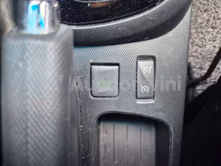 Renault QM3 2015 — 23