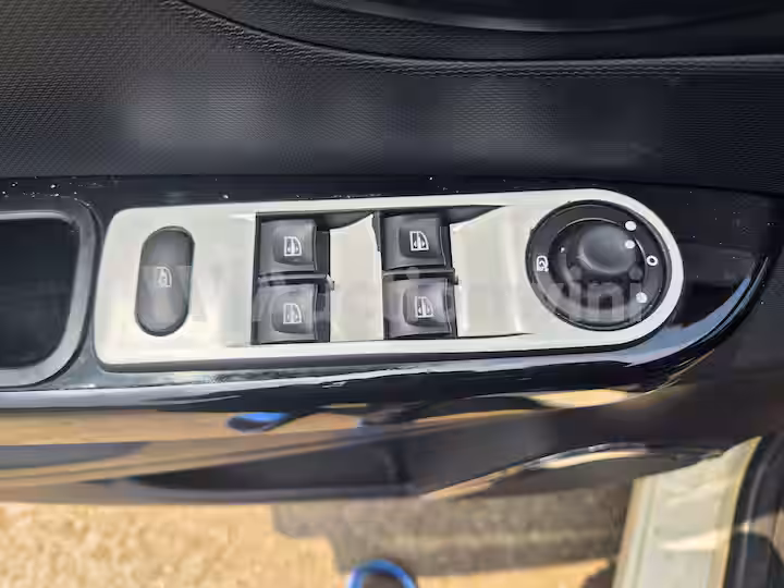 Renault QM3 2015 — 27
