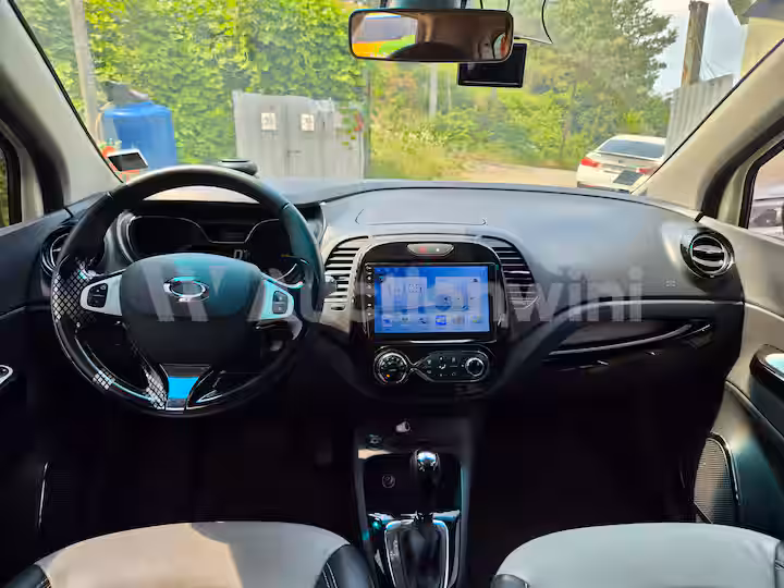 Renault QM3 2015 — 31