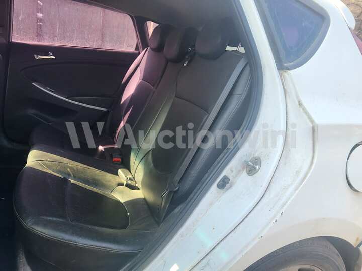Hyundai Accent 2015 — 47