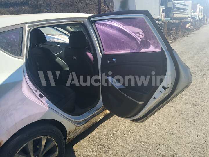 Hyundai Accent 2015 — 53