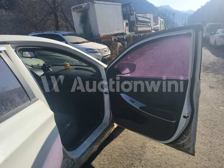 Hyundai Accent 2015 — 55