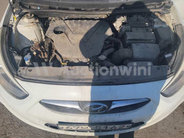 Hyundai Accent 2015 — 58