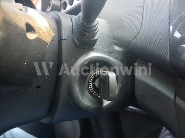 Chevrolet Spark 2012 — 37