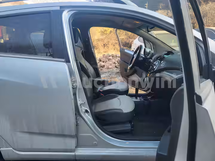 Chevrolet Spark 2012 — 55