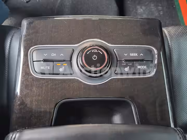 Kia K7 2013 — 49