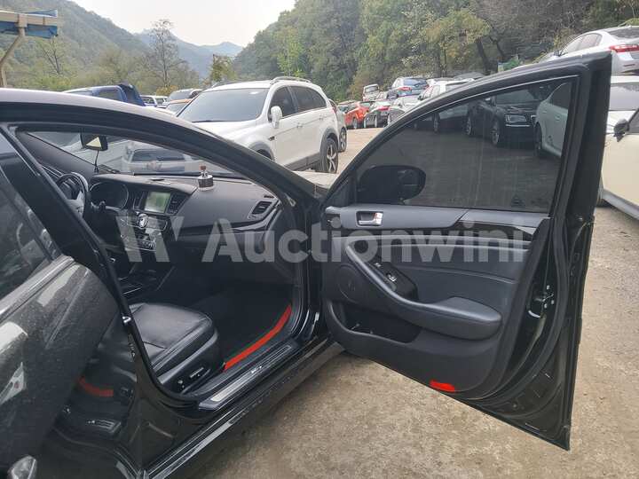 Kia K7 2013 — 57