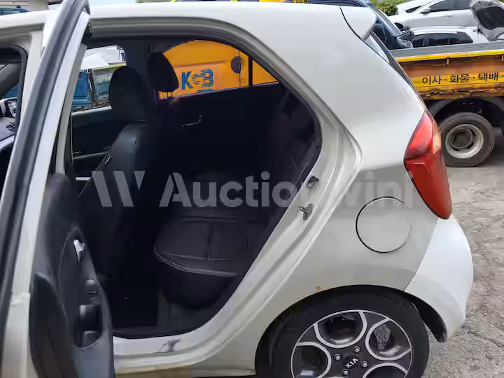 Kia Morning 2012 — 46