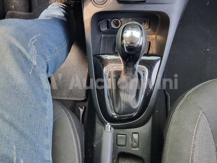 Renault QM3 2015 — 40