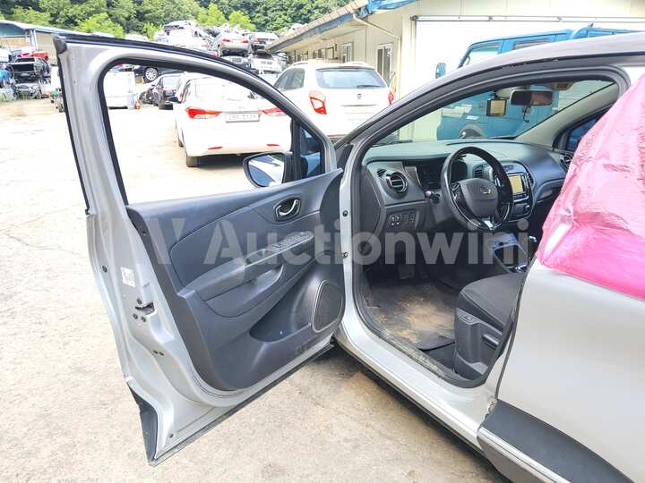 Renault QM3 2015 — 44