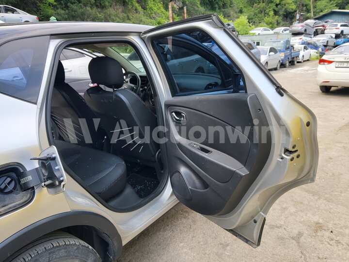 Renault QM3 2015 — 57