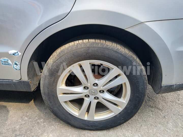 Hyundai SantaFe 2010 — 12