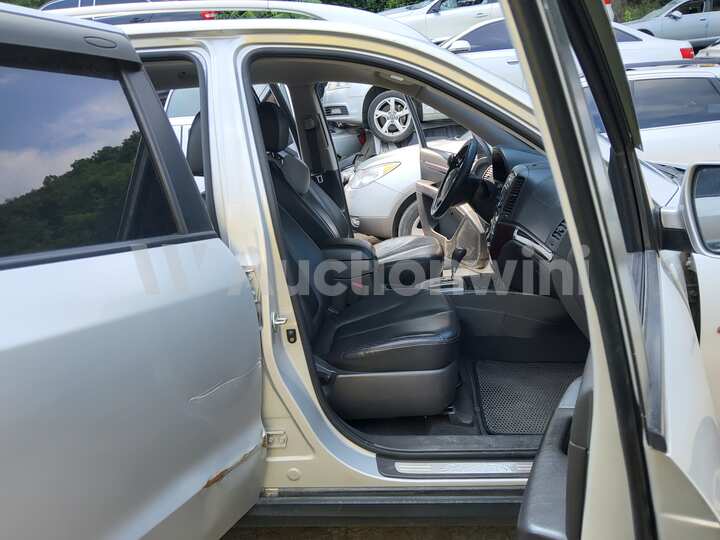 Hyundai SantaFe 2010 — 58