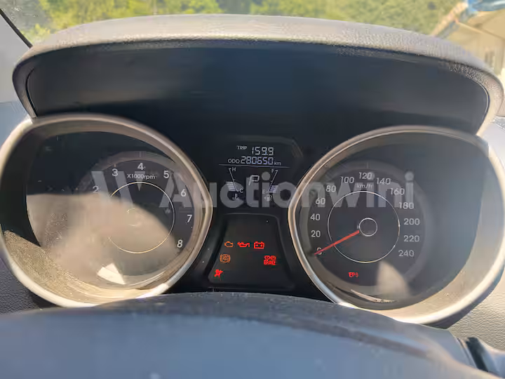 Hyundai Avante 2012 — 35