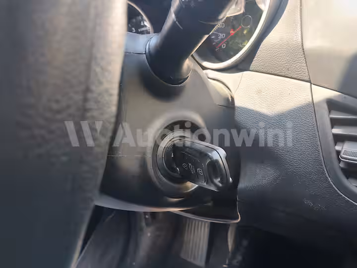 Hyundai Avante 2012 — 37