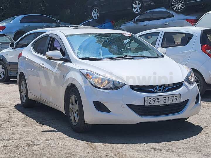 Hyundai Avante 2012 — 6