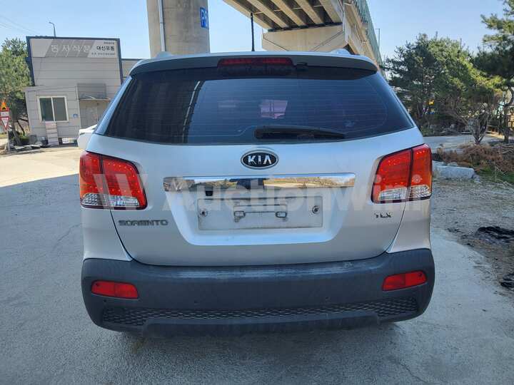 Kia Sorento 2010 — 4