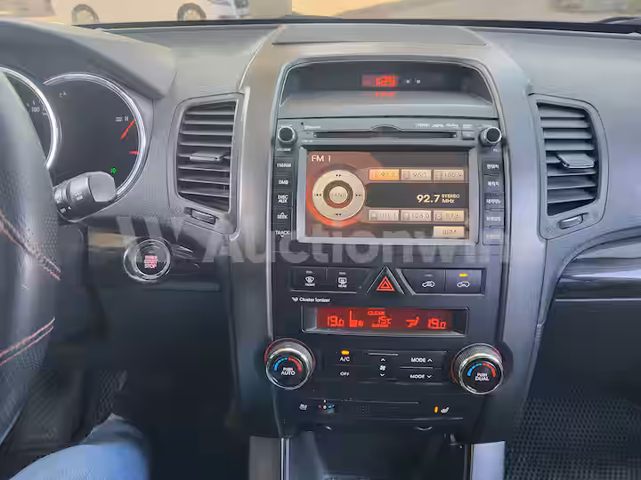 Kia Sorento 2010 — 40