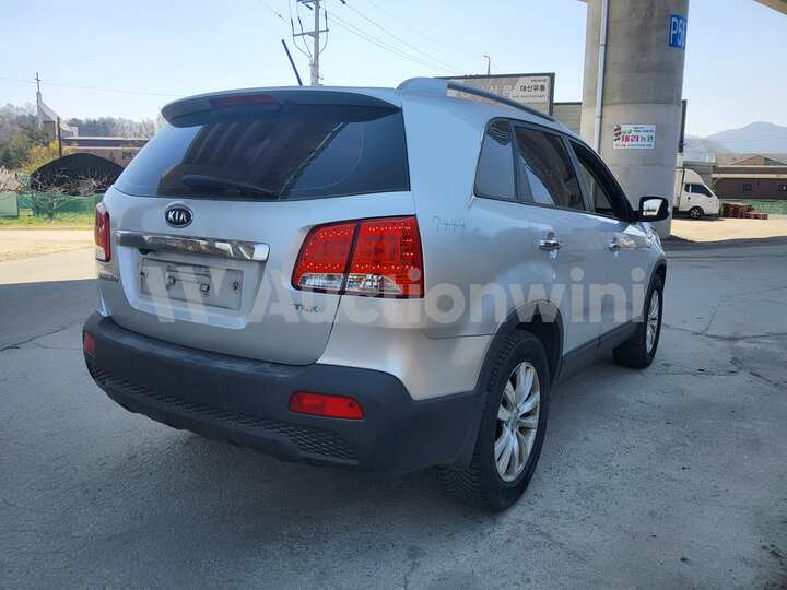 Kia Sorento 2010 — 5