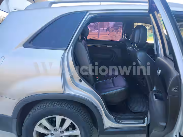 Kia Sorento 2010 — 58