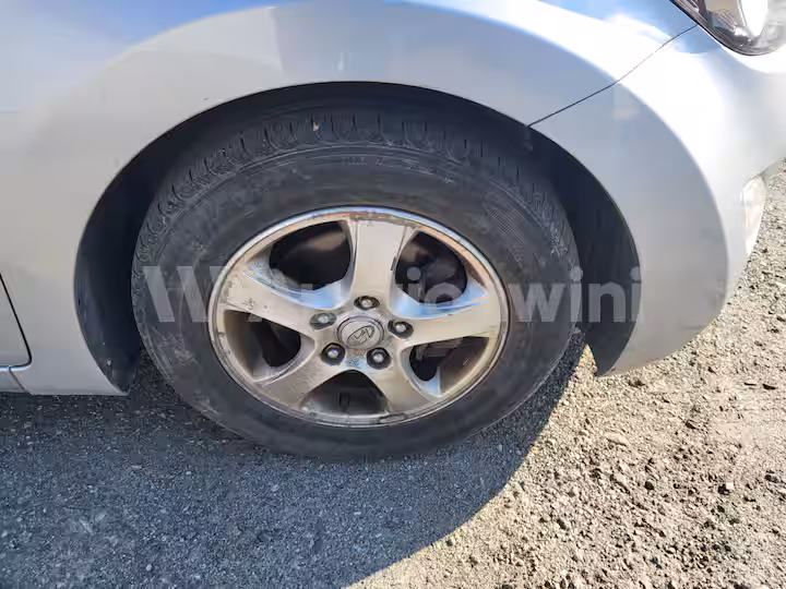 Hyundai Avante 2013 — 20