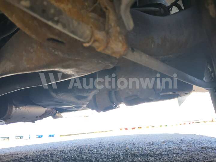 Hyundai Avante 2013 — 28