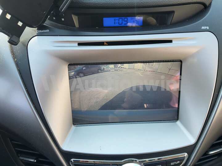 Hyundai Avante 2013 — 41