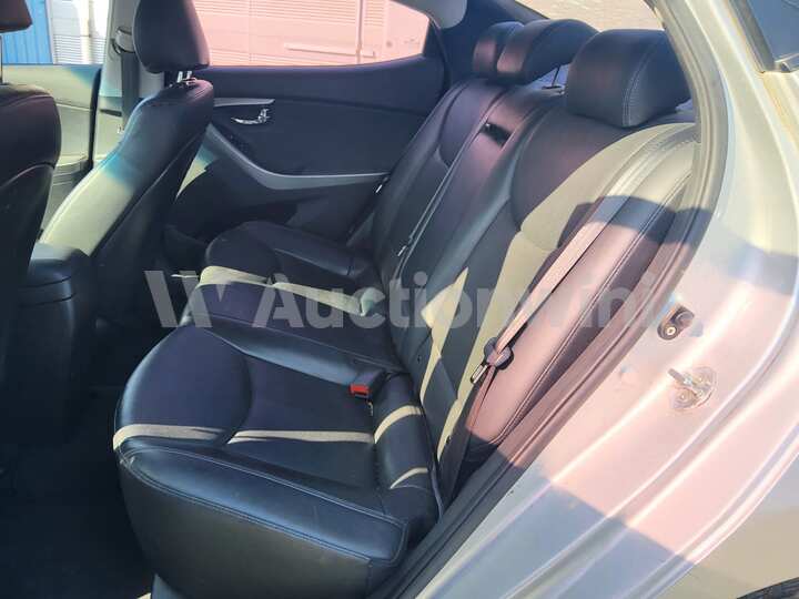 Hyundai Avante 2013 — 49