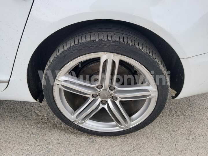 Audi A6 2011 — 15