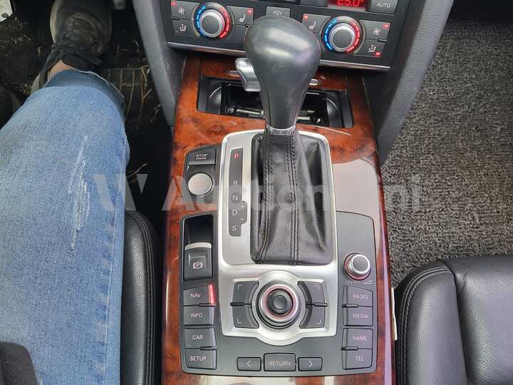 Audi A6 2011 — 42