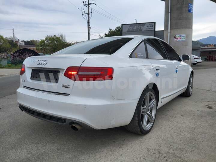 Audi A6 2011 — 6