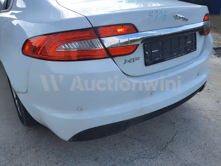Jaguar XF 2014 — 16