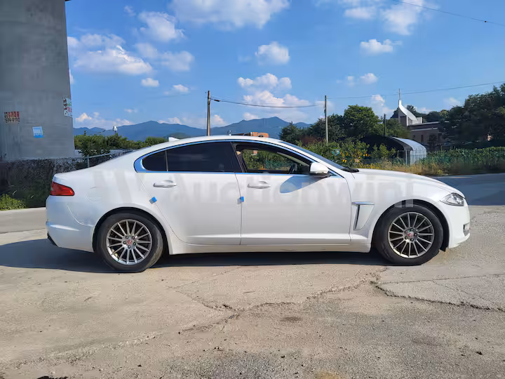 Jaguar XF 2014 — 7