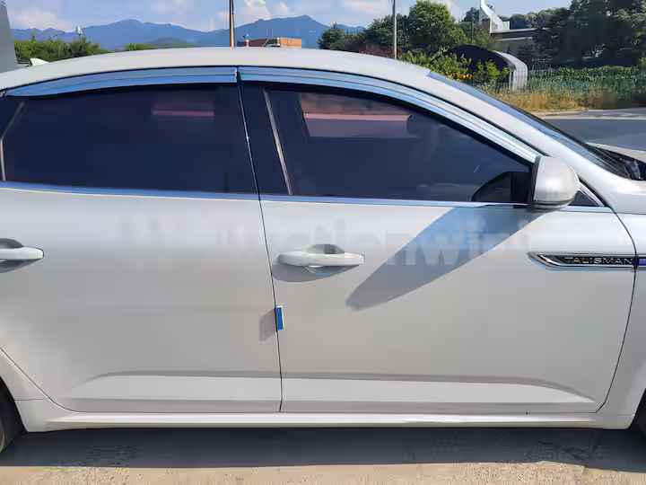 Renault SM6 2016 — 19
