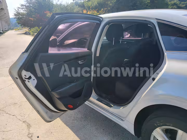 Renault SM6 2016 — 48
