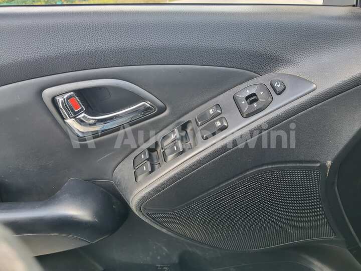 Hyundai Tucson 2013 — 34