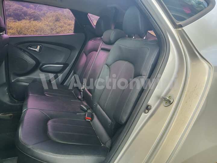 Hyundai Tucson 2013 — 52
