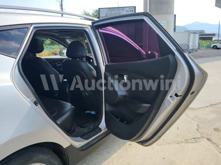 Hyundai Tucson 2013 — 58