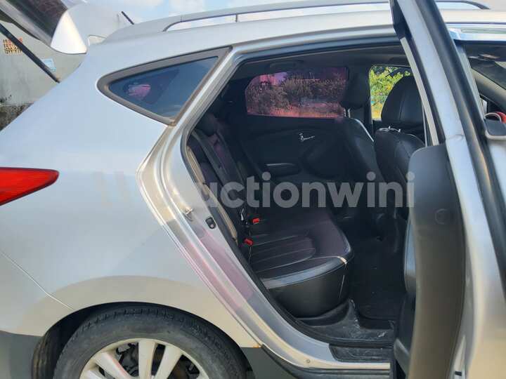 Hyundai Tucson 2013 — 59