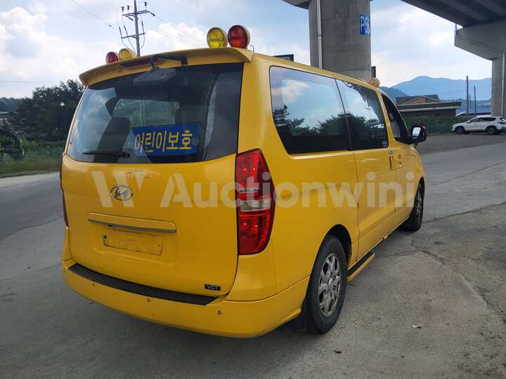Hyundai Starex 2011 — 5
